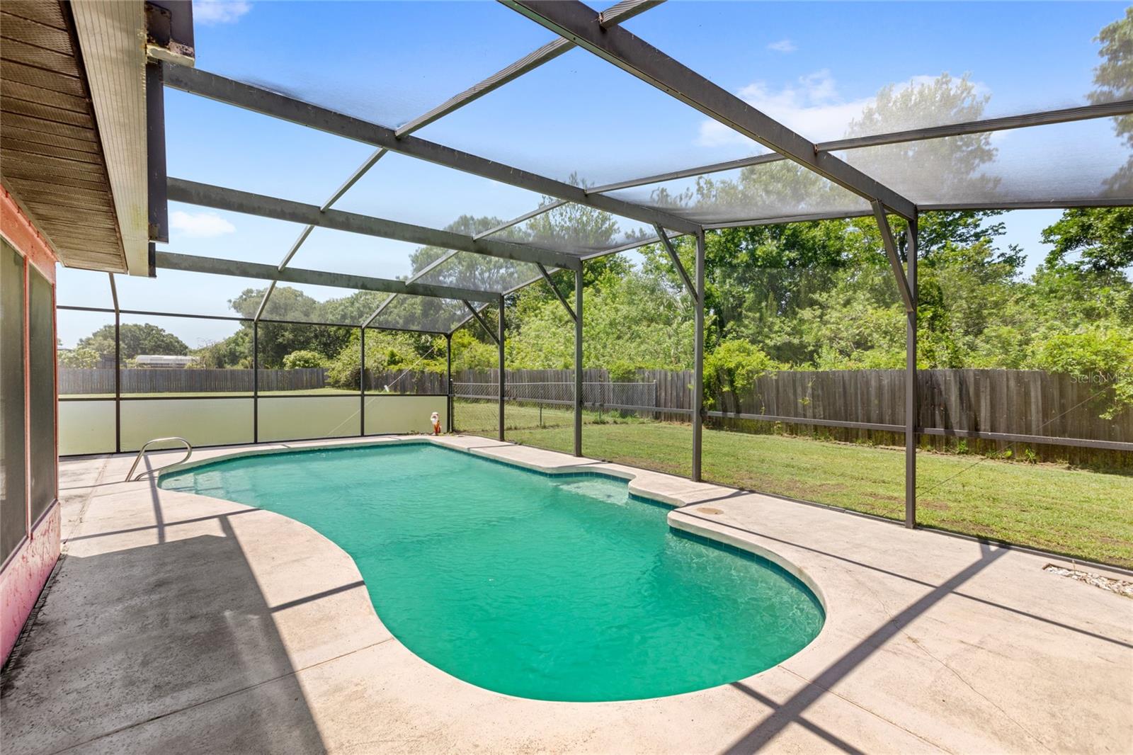 Image 30 of 41 For 2409 Pinyon Court