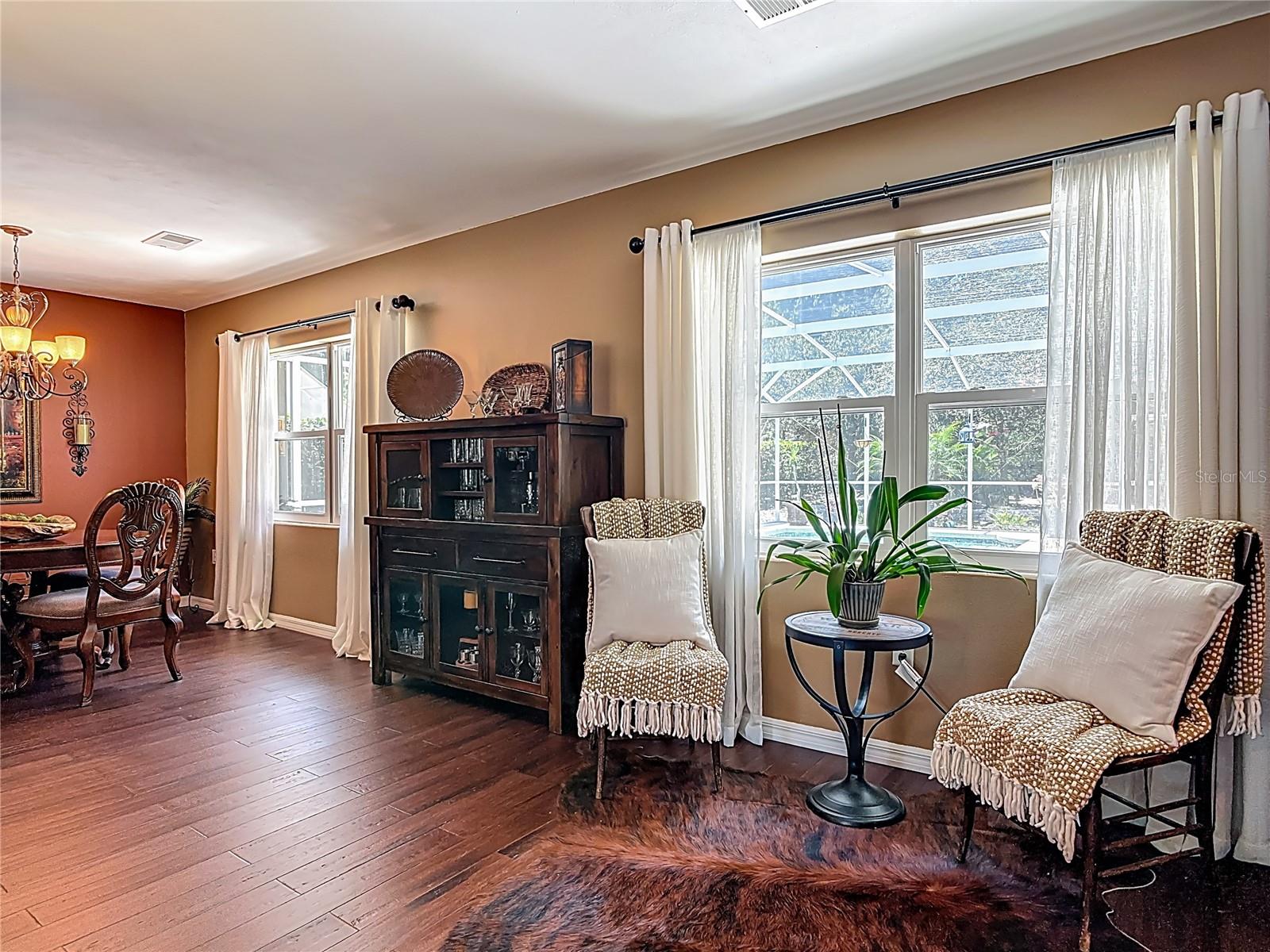 Image 13 of 61 For 2550 Meadowview Lane