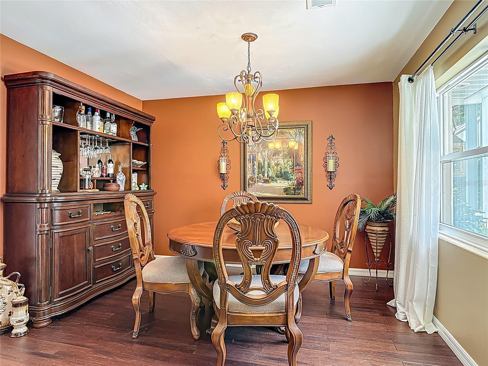 Image 17 of 61 For 2550 Meadowview Lane