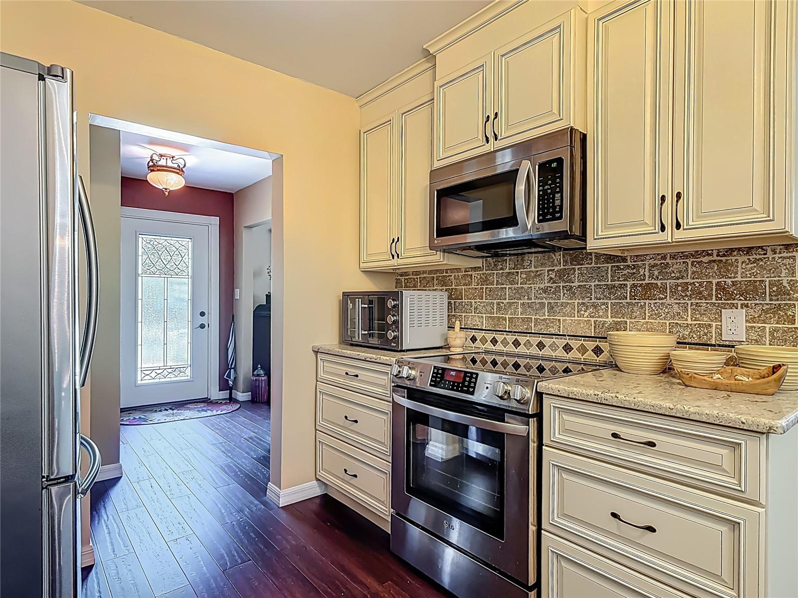 Image 20 of 61 For 2550 Meadowview Lane