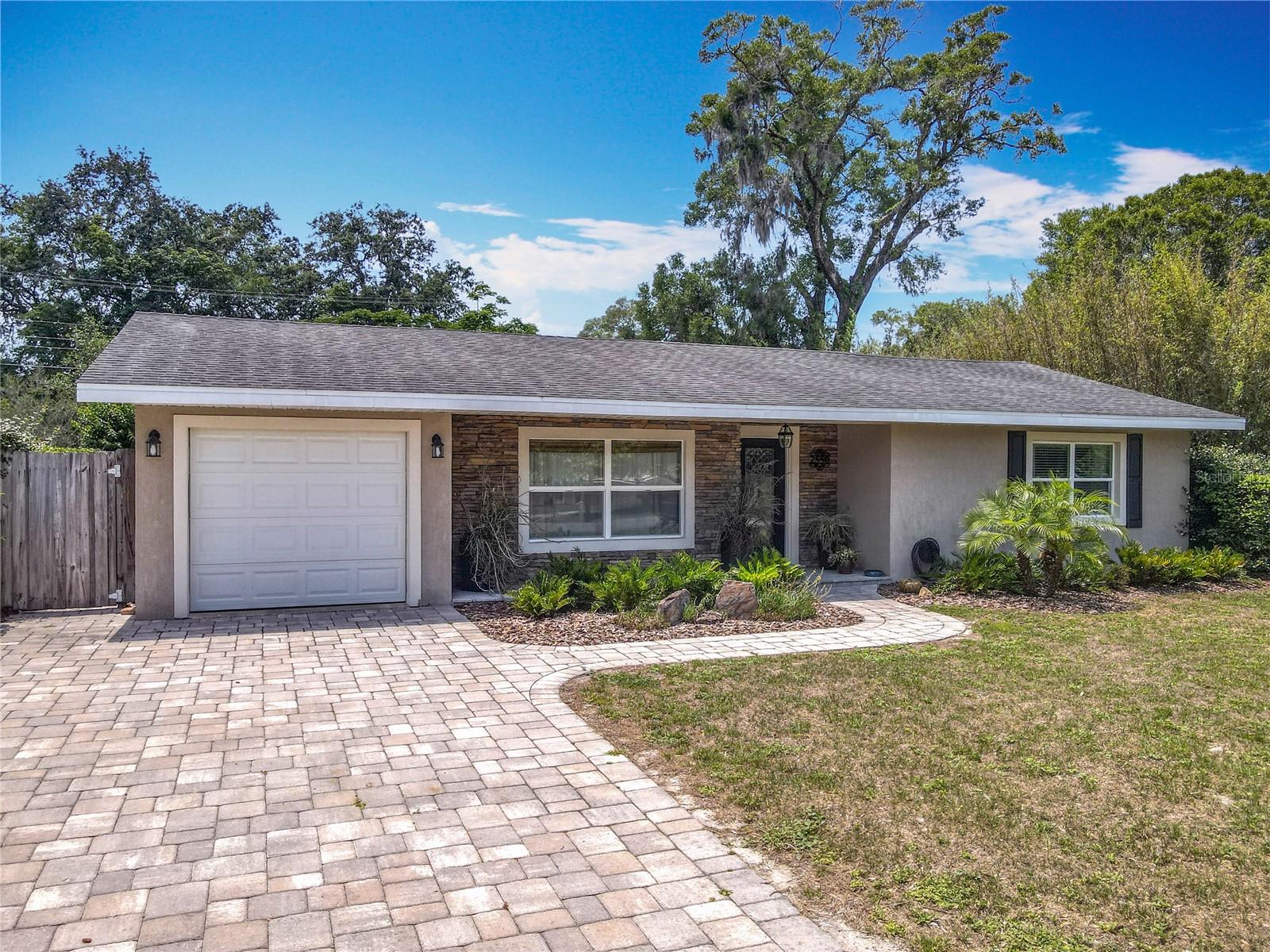 Image 7 of 61 For 2550 Meadowview Lane