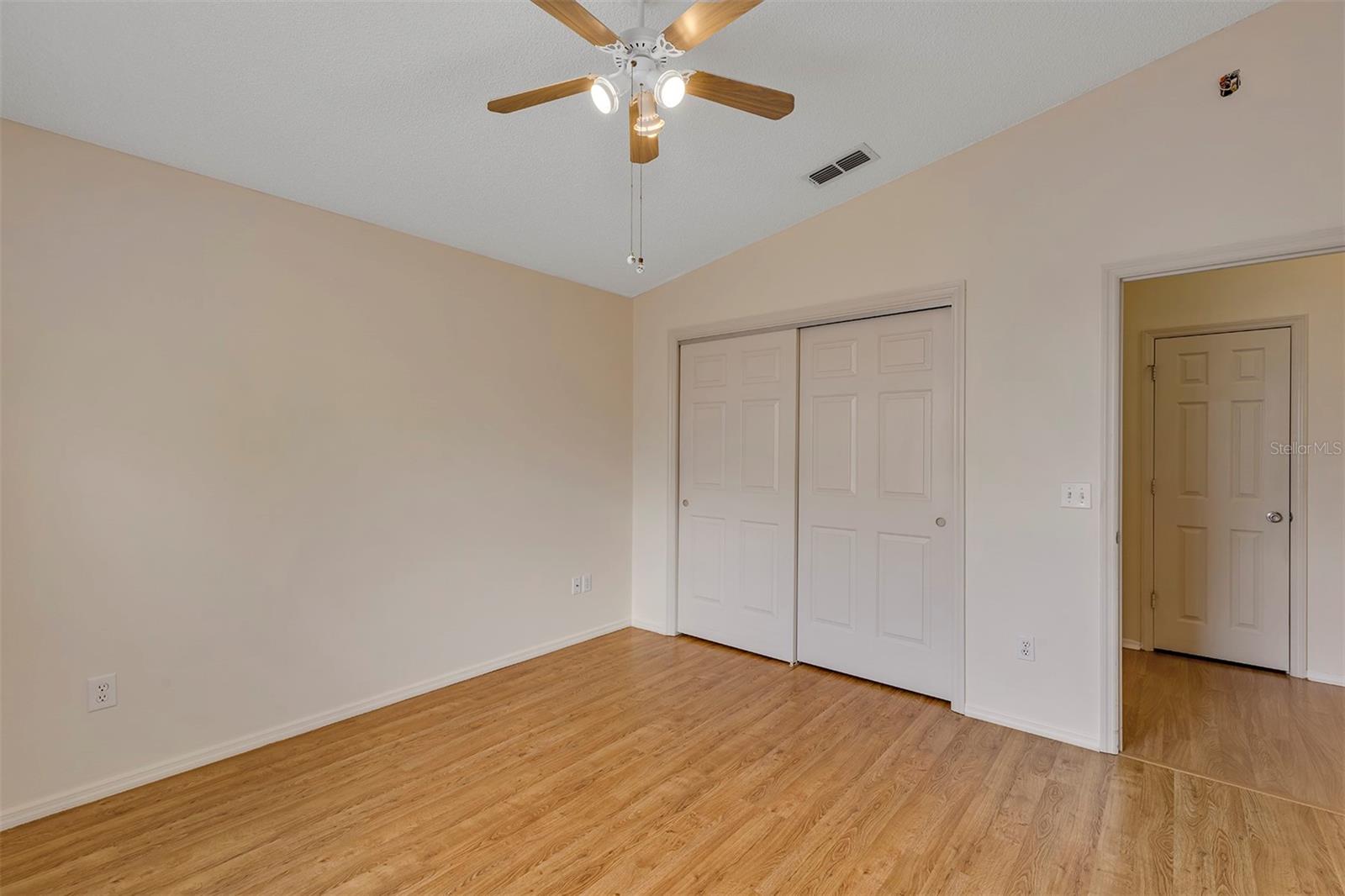 Image 18 of 24 For 2714 Moncayo Avenue