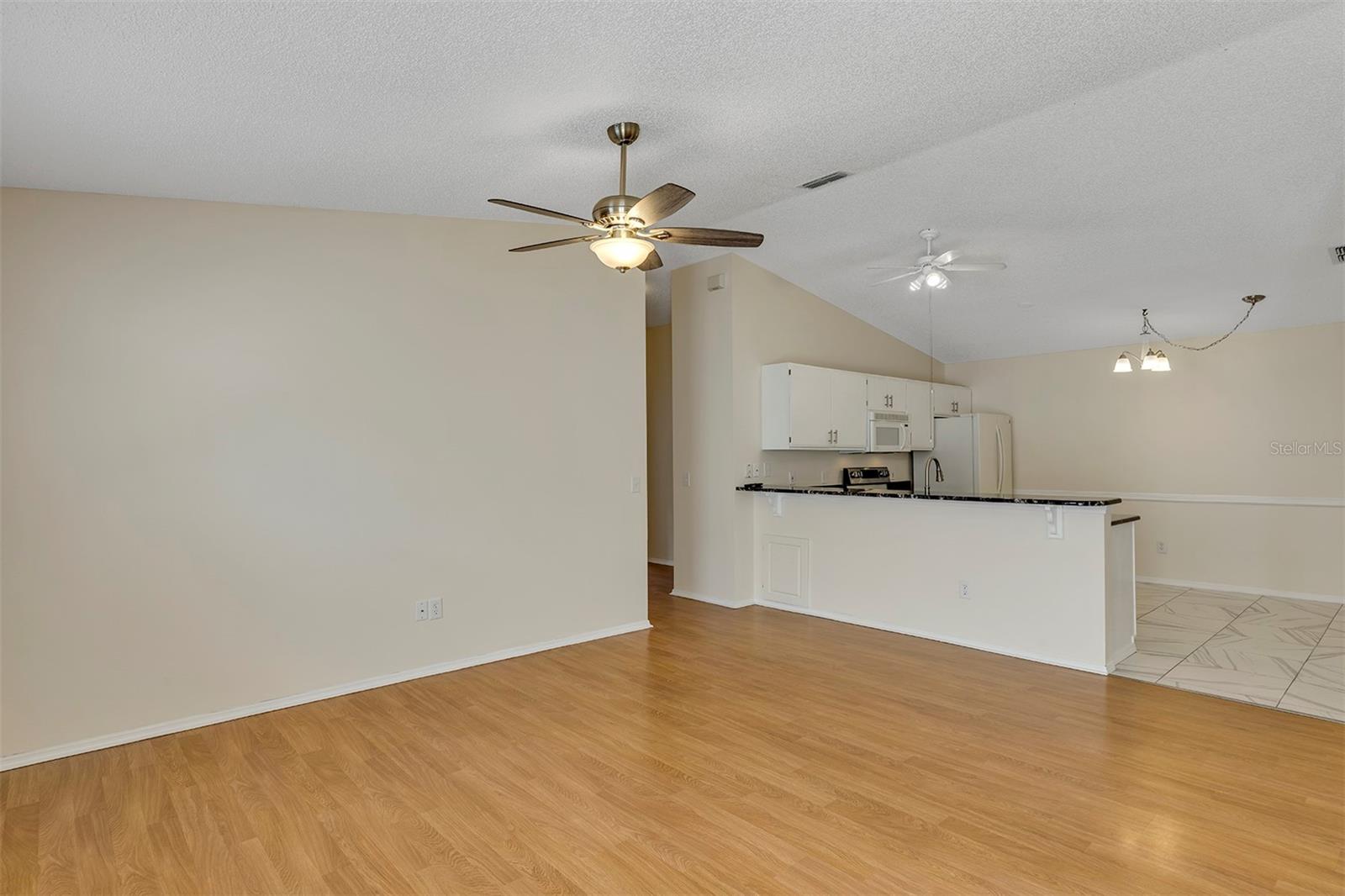 Image 7 of 24 For 2714 Moncayo Avenue