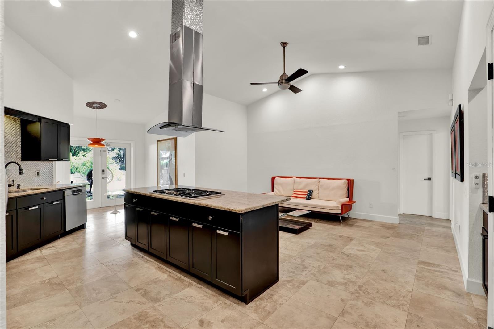Image 18 of 82 For 6969 Edgeworth Drive