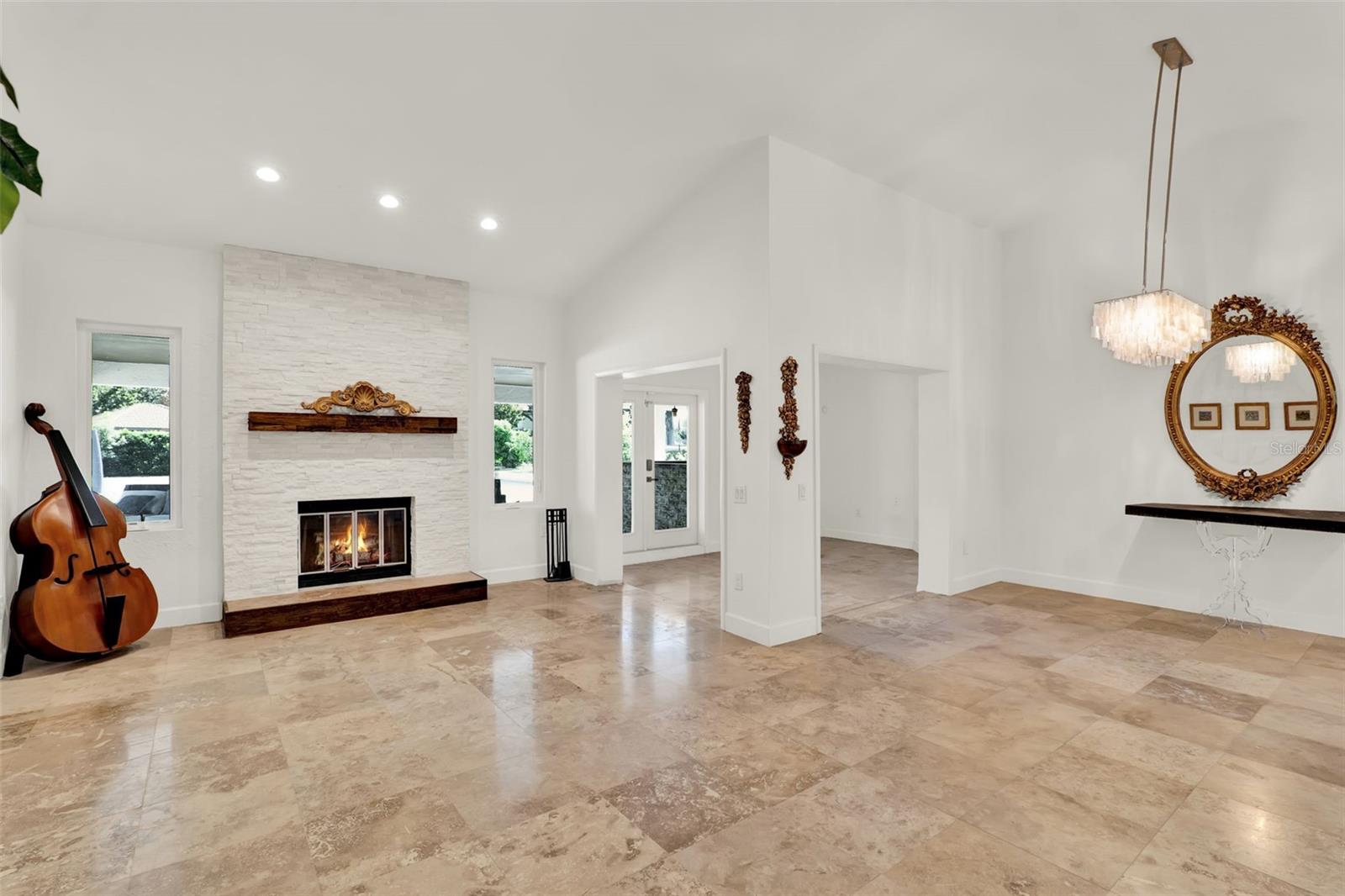 Image 28 of 82 For 6969 Edgeworth Drive
