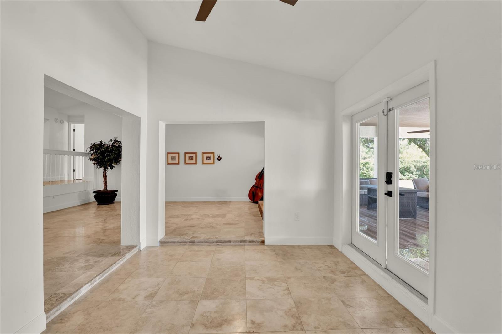 Image 29 of 82 For 6969 Edgeworth Drive