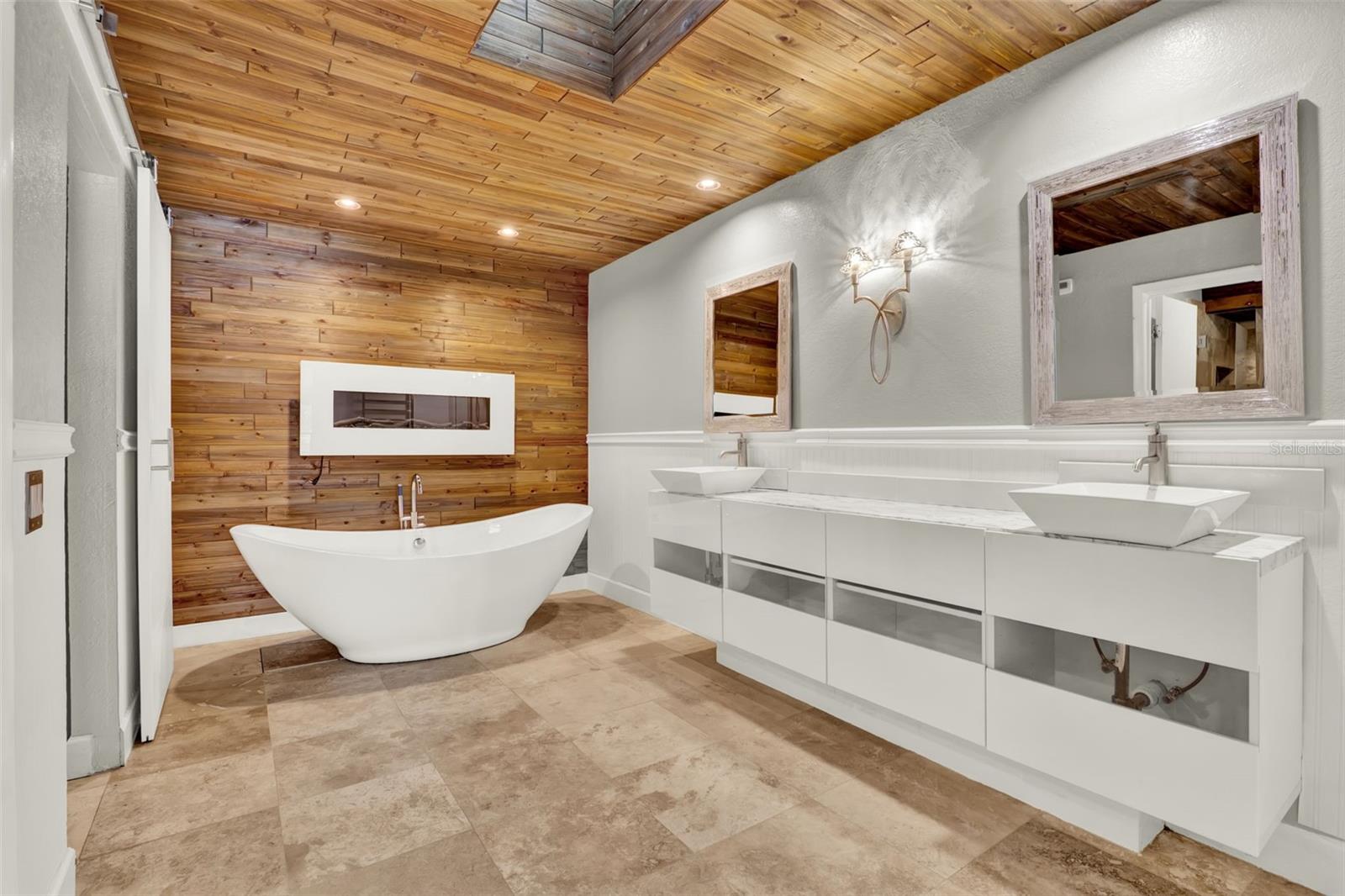 Image 37 of 82 For 6969 Edgeworth Drive