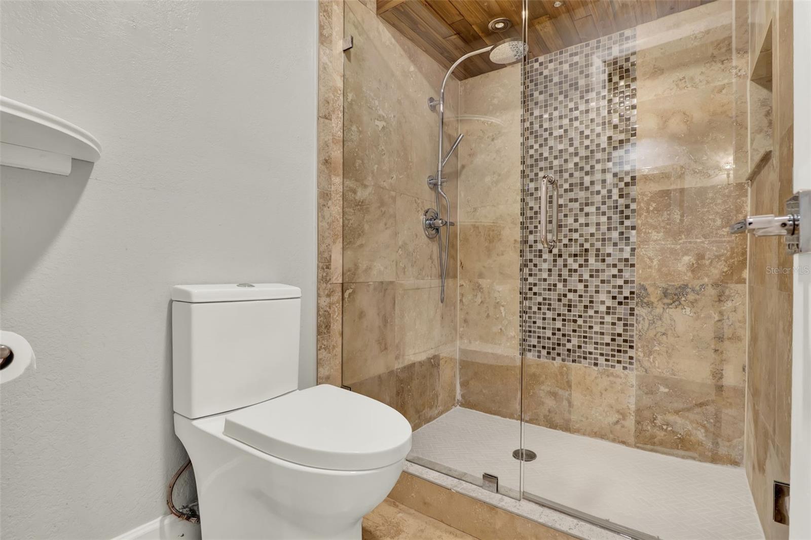Image 38 of 82 For 6969 Edgeworth Drive