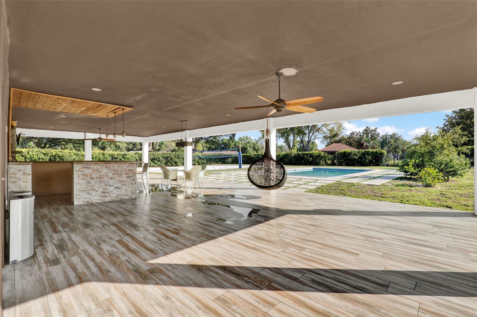 Image 9 of 82 For 6969 Edgeworth Drive