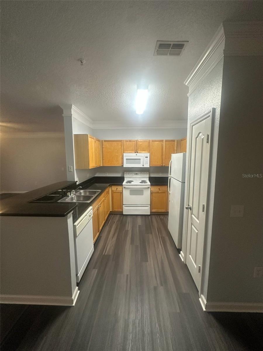 Image 4 of 17 For 19935 Villa Isle Drive ###