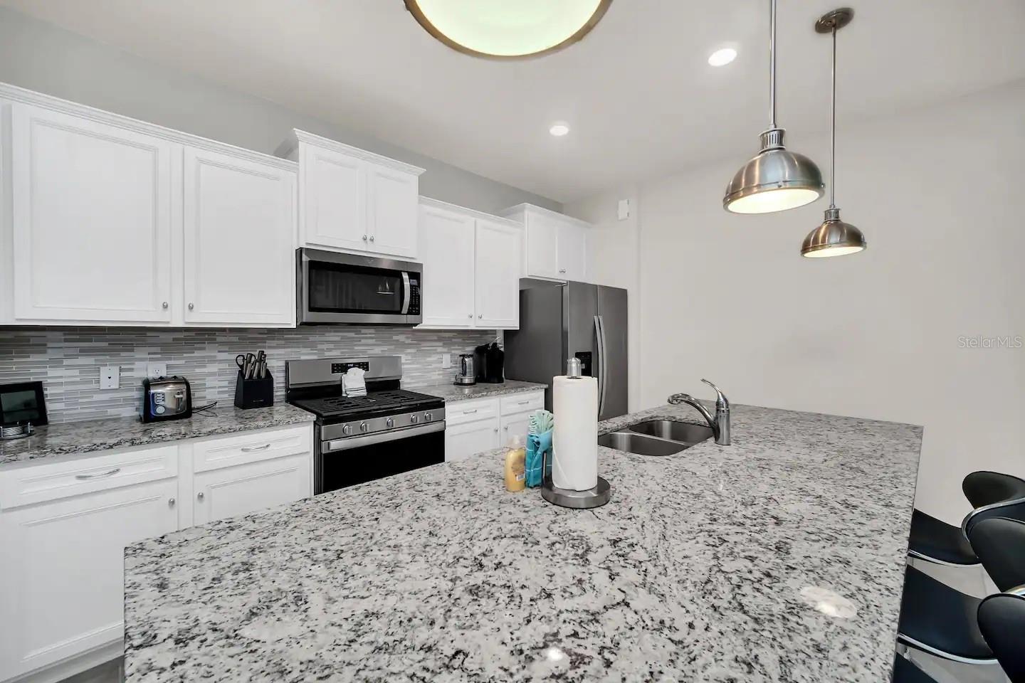Image 10 of 57 For 7263 Oakmoss Loop
