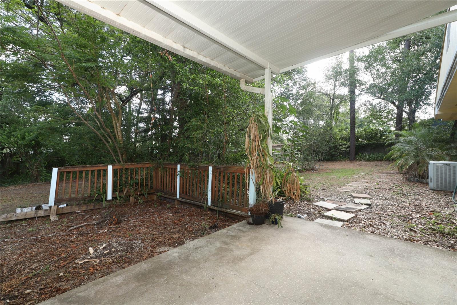 Image 32 of 41 For 317 White Oak Drive