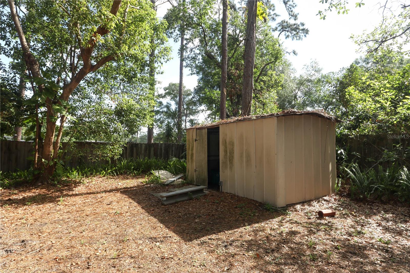 Image 33 of 41 For 317 White Oak Drive