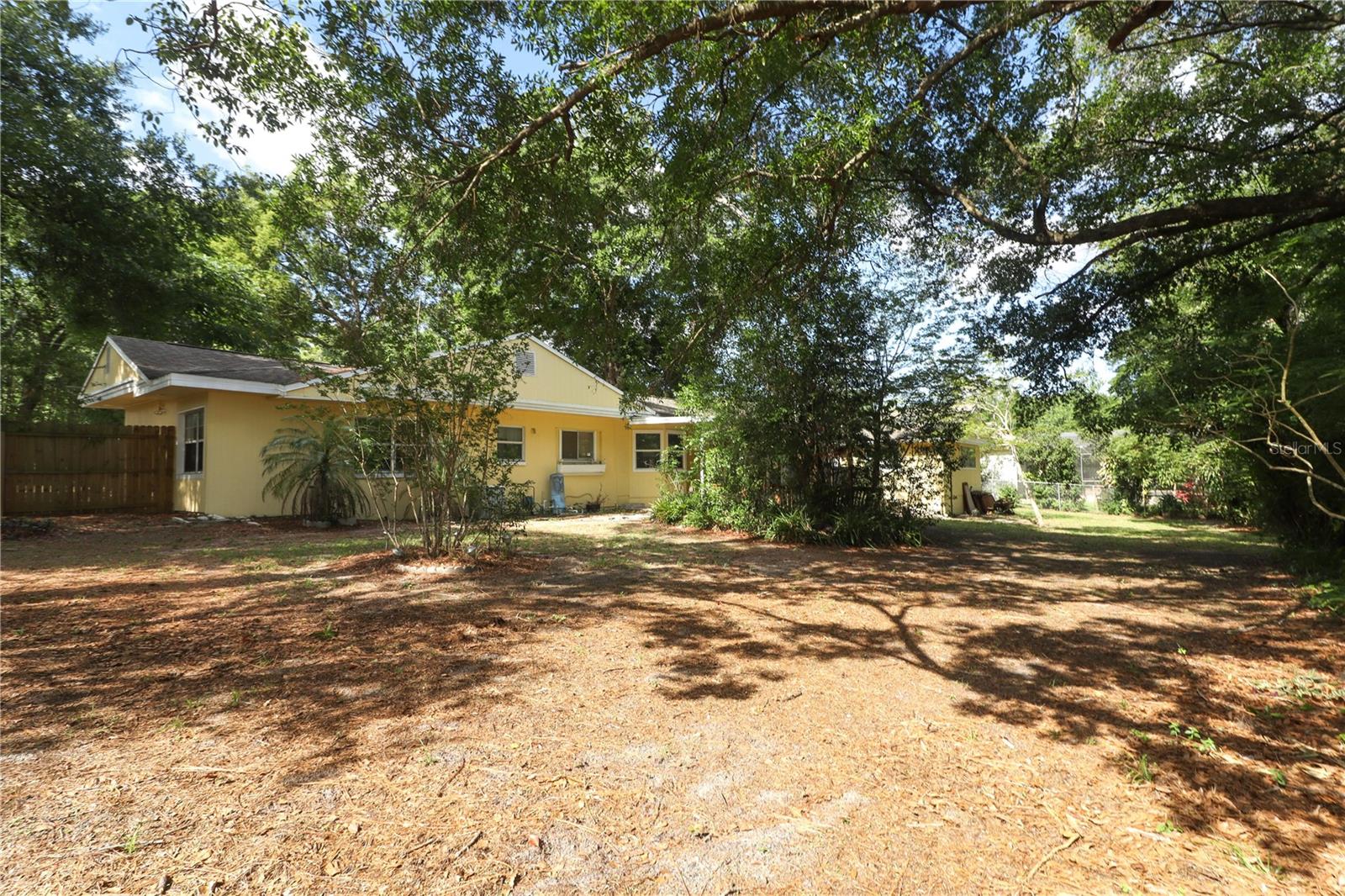 Image 34 of 41 For 317 White Oak Drive