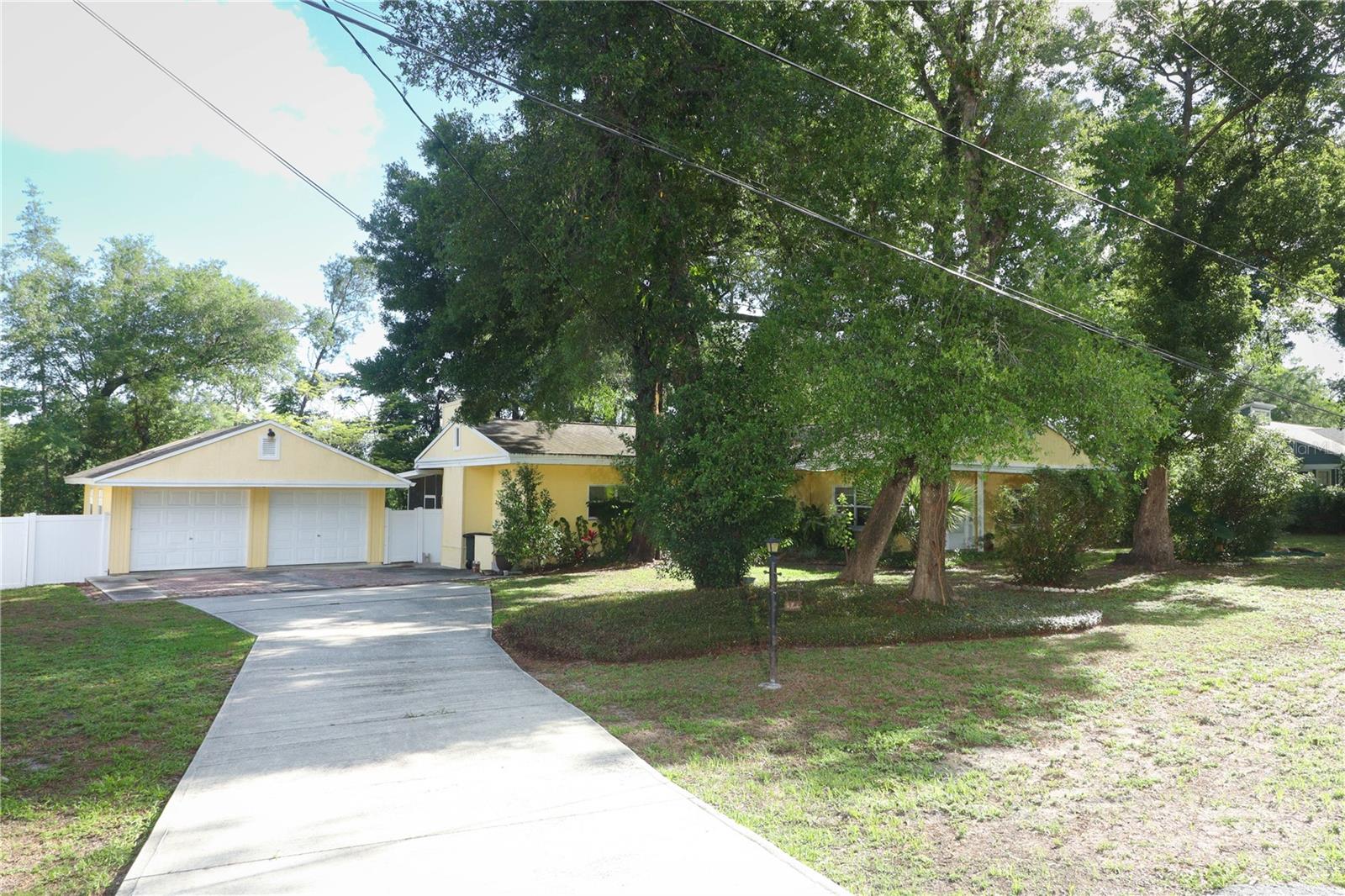 Image 36 of 41 For 317 White Oak Drive