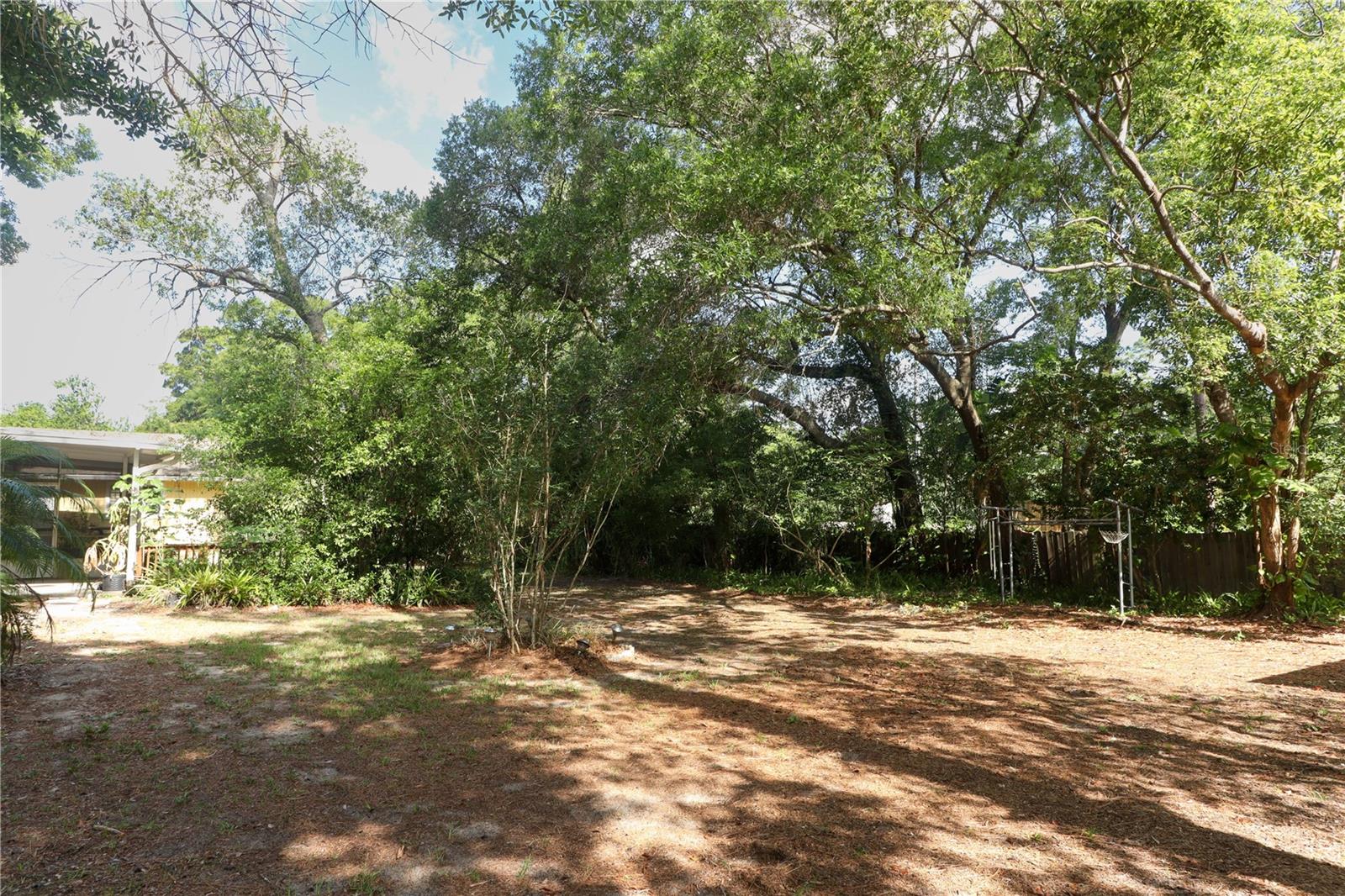 Image 37 of 41 For 317 White Oak Drive