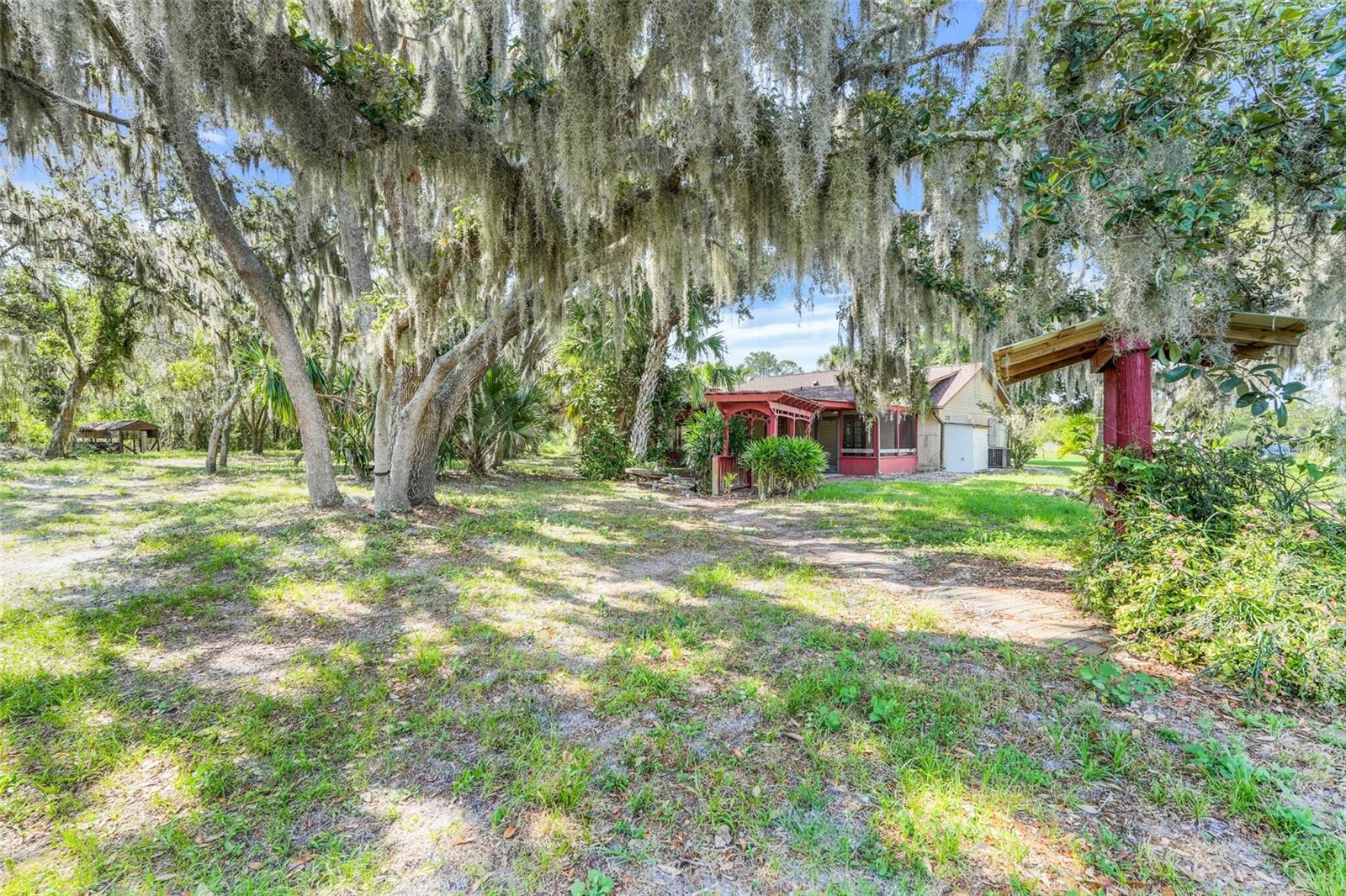 Image 10 of 37 For 5425 Eagle Road