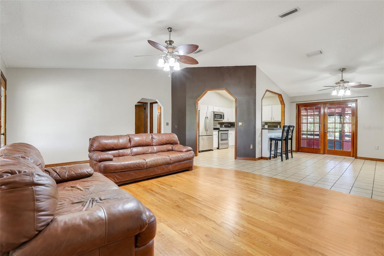 Image 14 of 37 For 5425 Eagle Road