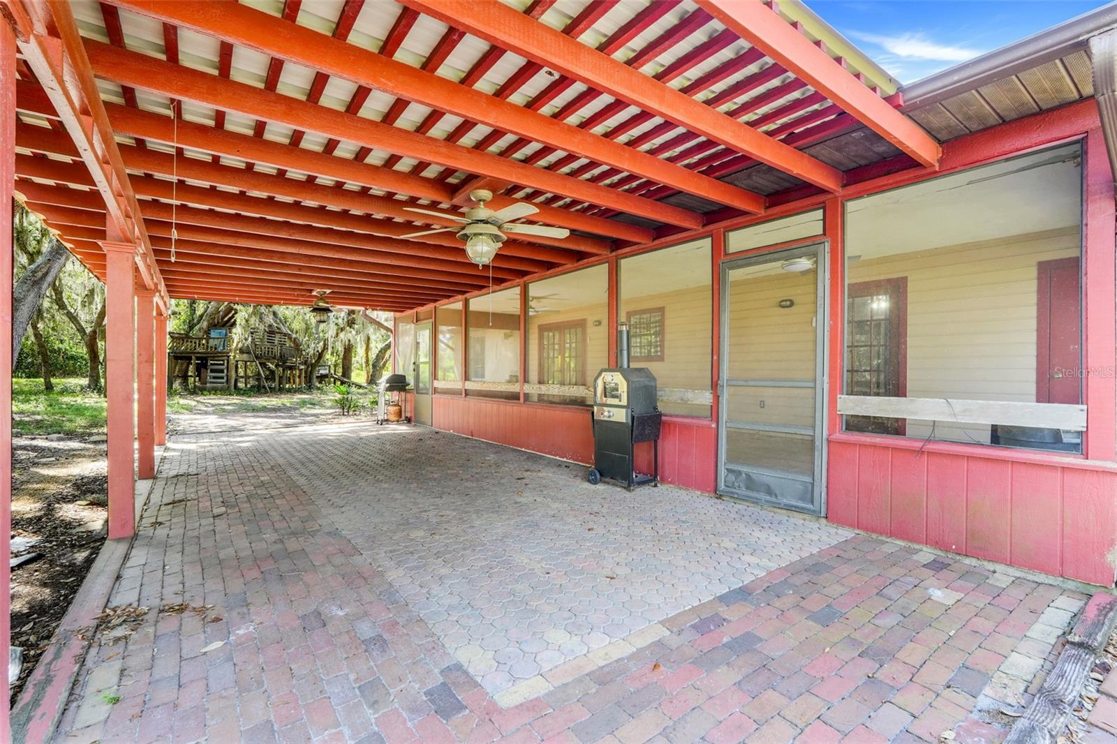 Image 32 of 37 For 5425 Eagle Road