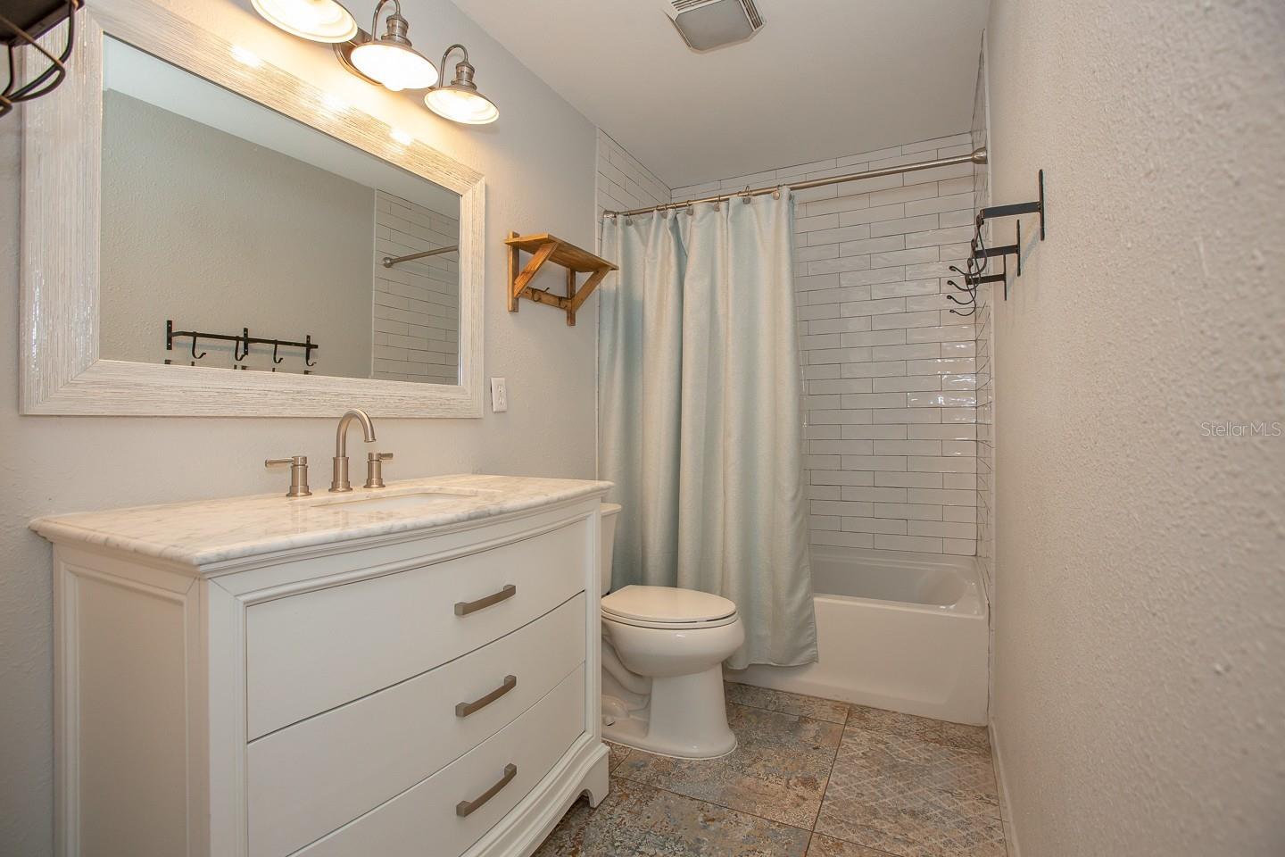 Image 16 of 21 For 1502 Gore Street