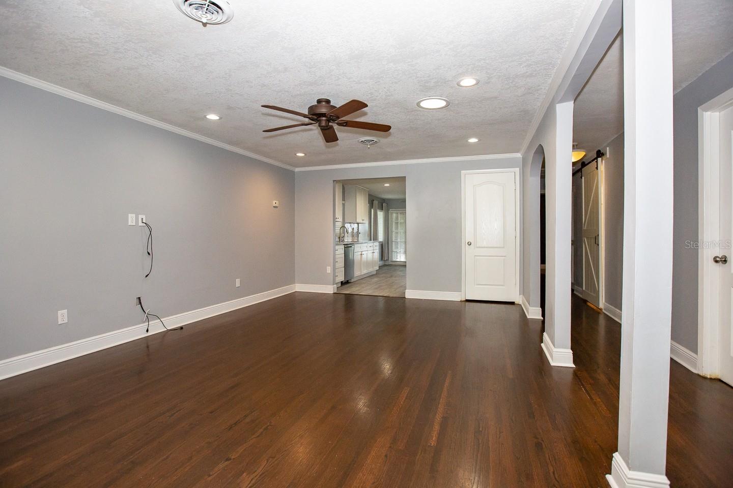 Image 4 of 21 For 1502 Gore Street