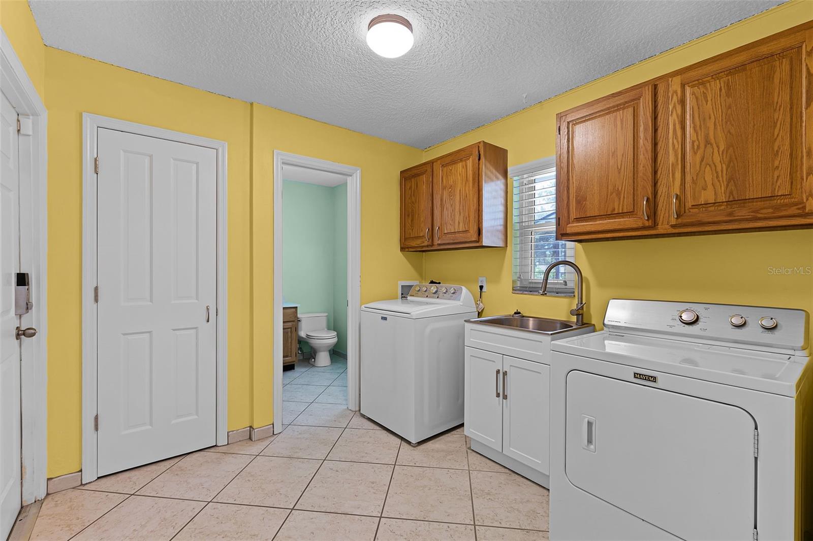 Image 33 of 35 For 7617 Clementine Way