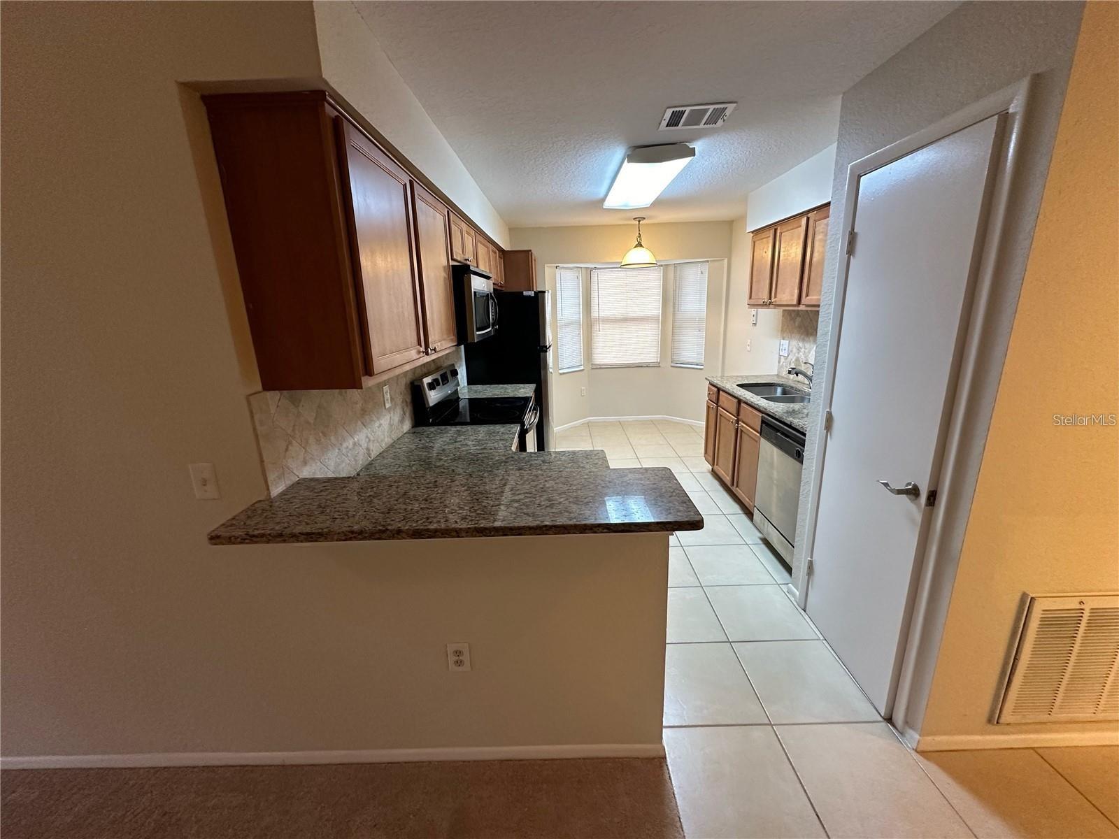 Image 4 of 7 For 7801 Sugar Brook Court 7801