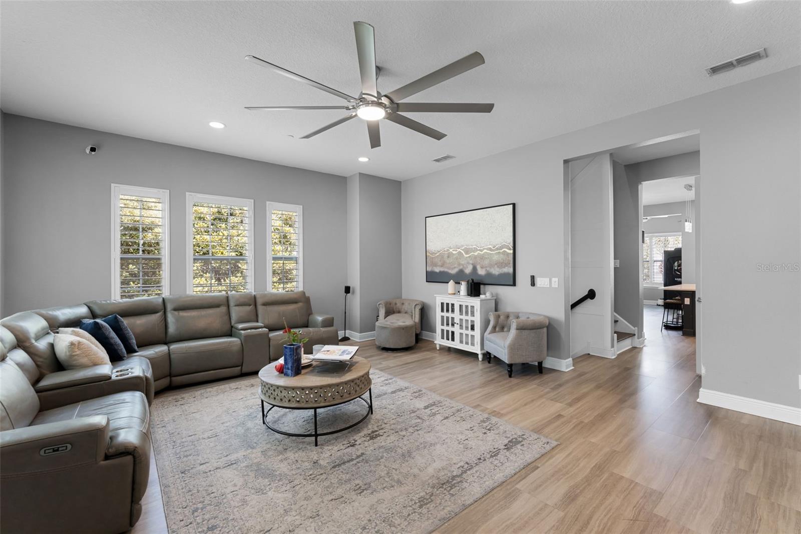 Image 7 of 45 For 524 Lobelia Drive