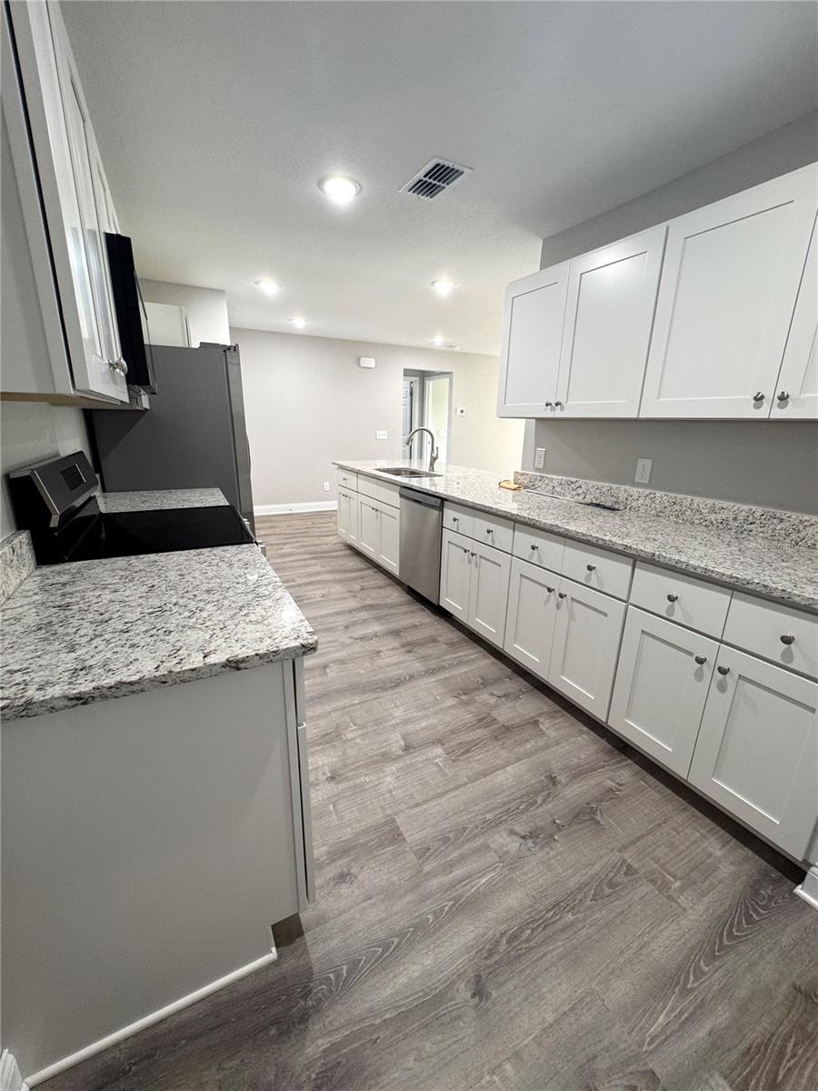 Image 3 of 16 For 534 Central Avenue