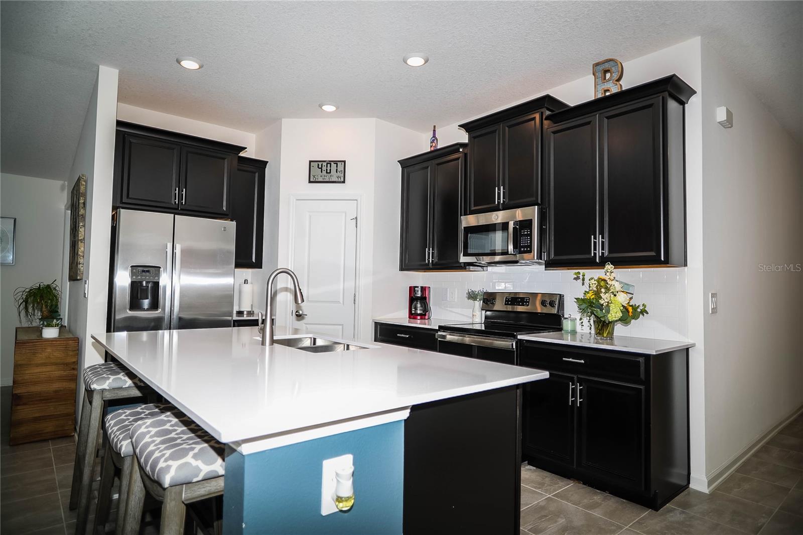 Image 11 of 37 For 818 Kapi Drive