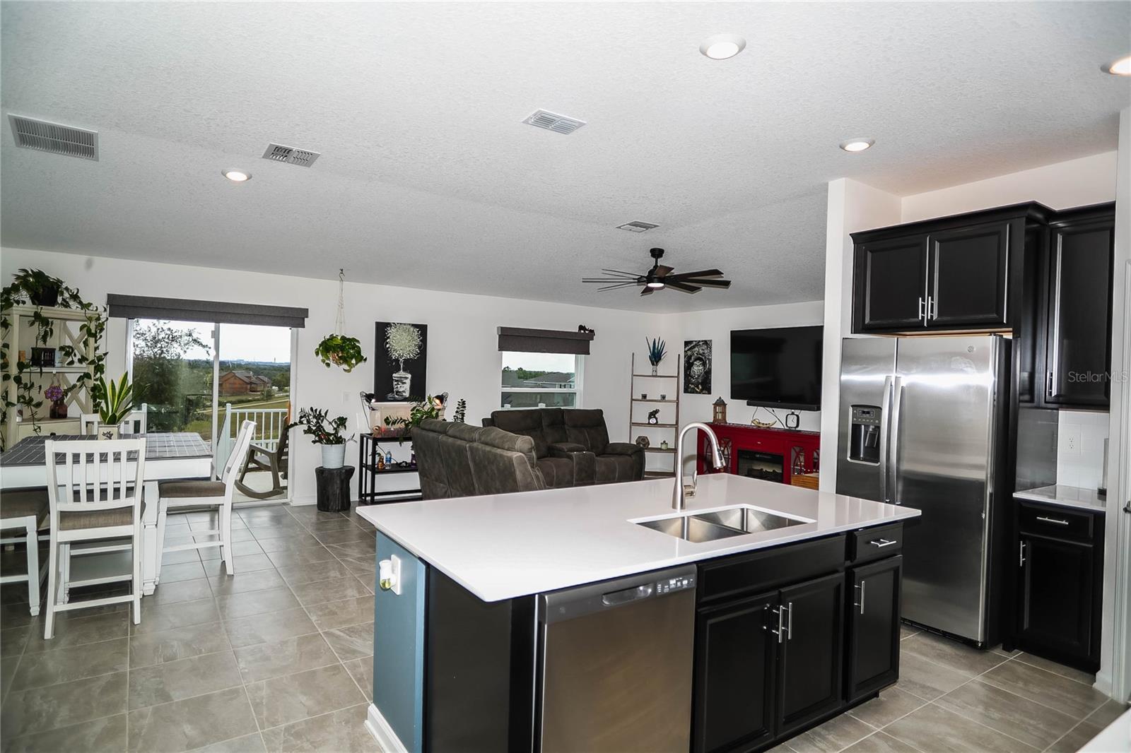 Image 13 of 37 For 818 Kapi Drive