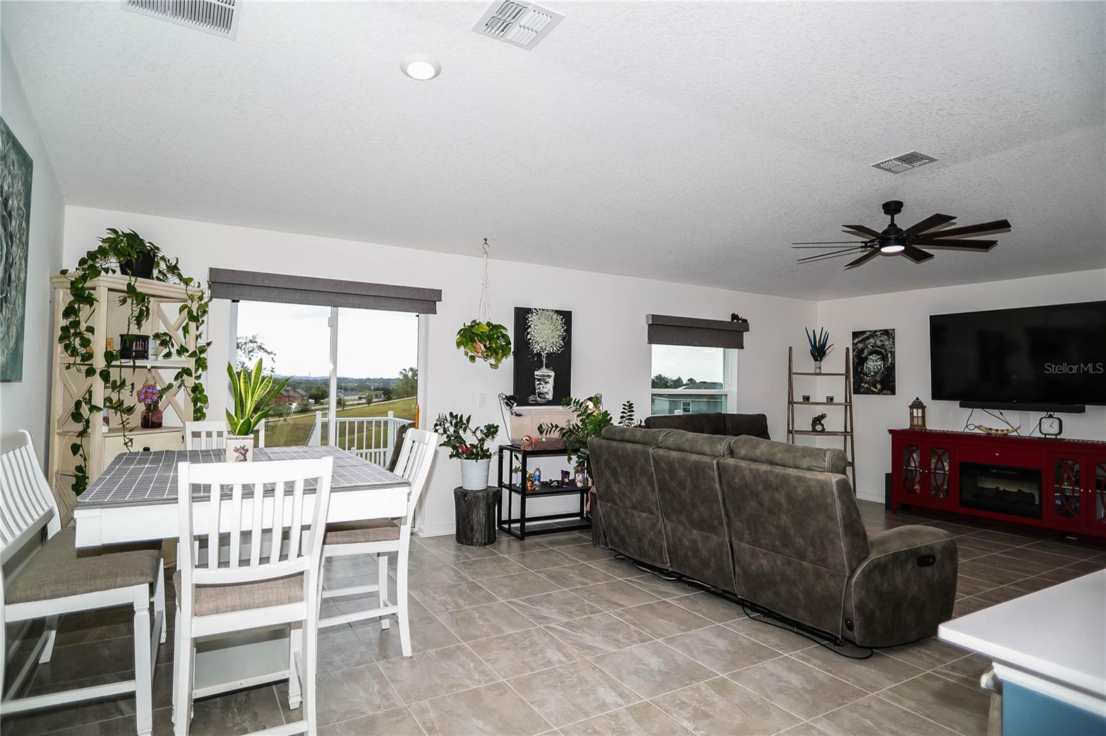Image 21 of 37 For 818 Kapi Drive