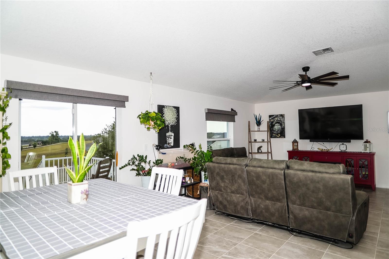 Image 23 of 37 For 818 Kapi Drive