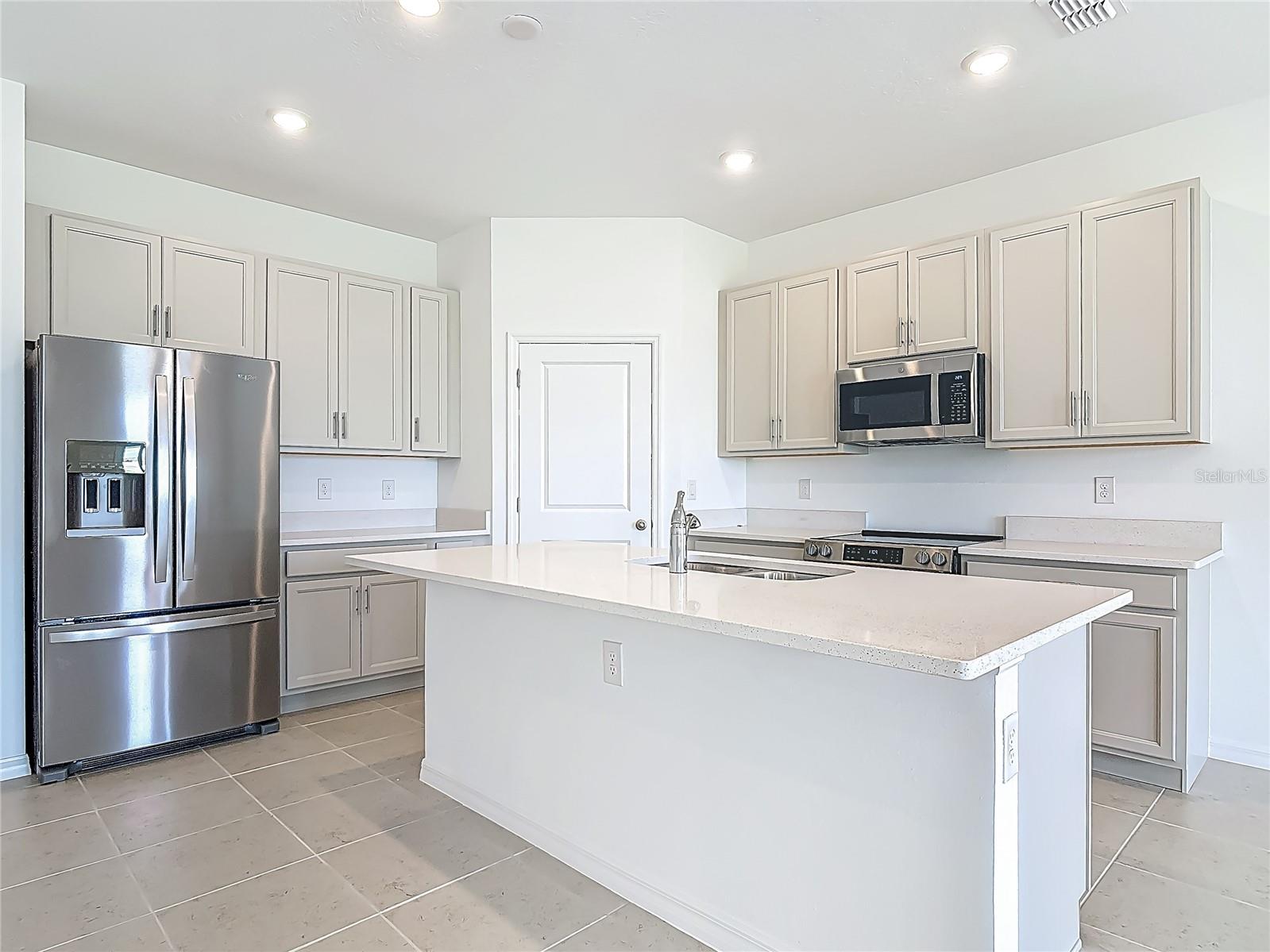 Image 10 of 71 For 1619 Hill Park Drive