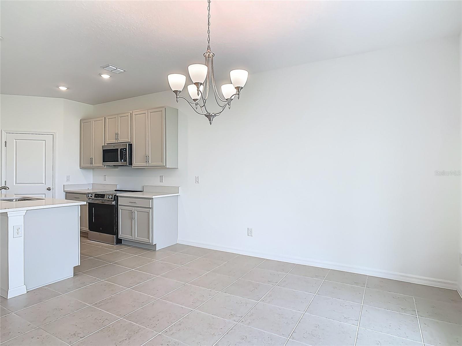 Image 20 of 71 For 1619 Hill Park Drive
