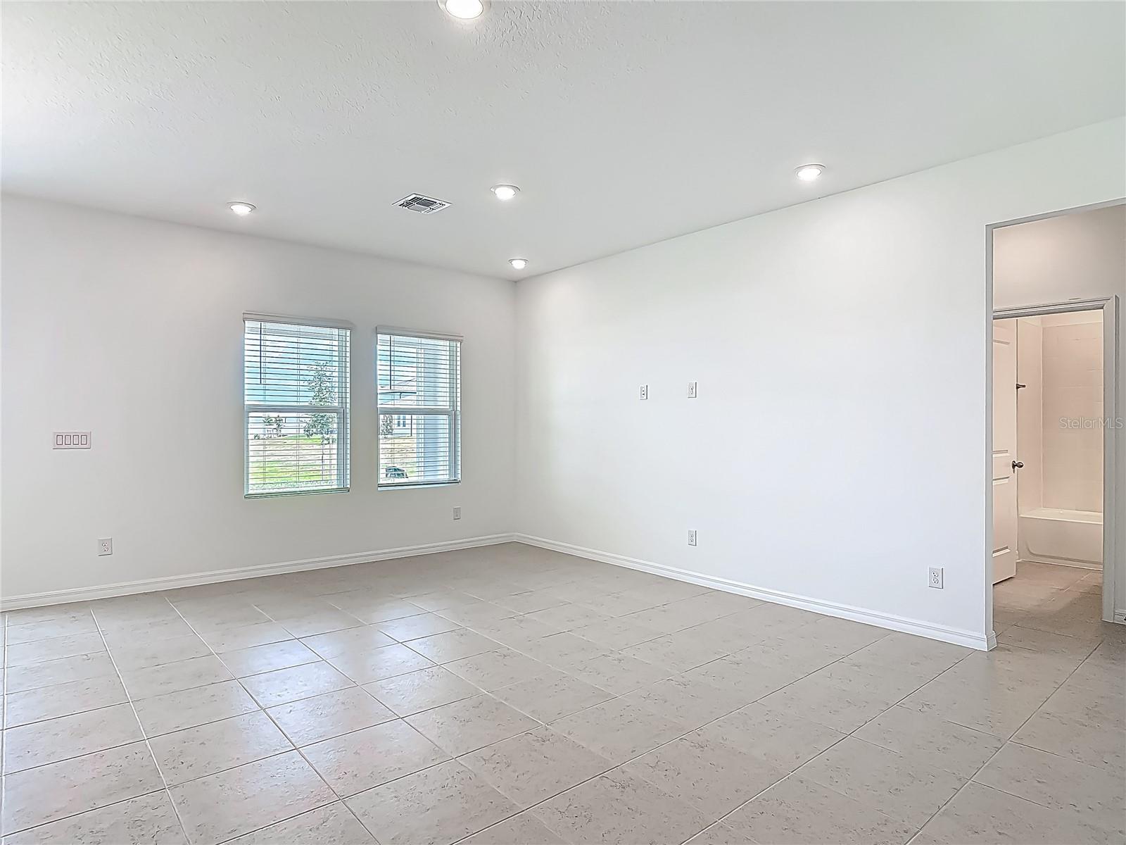 Image 25 of 71 For 1619 Hill Park Drive