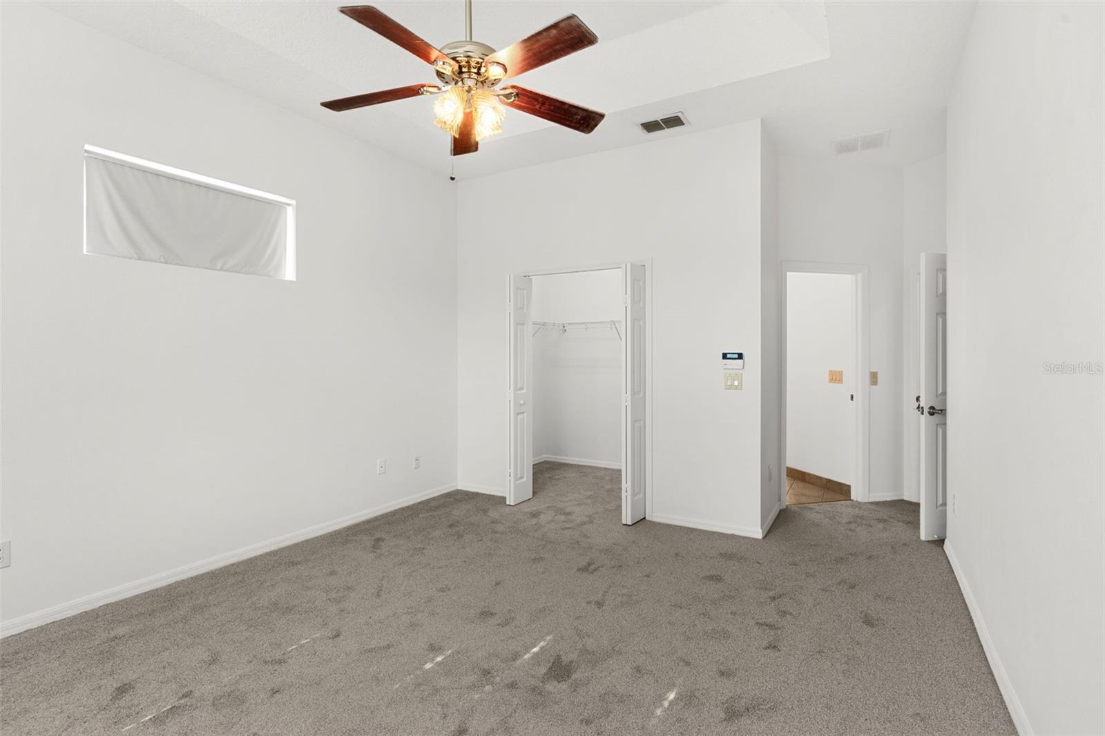 Listing photo id 16 for 4520 Barrister Drive