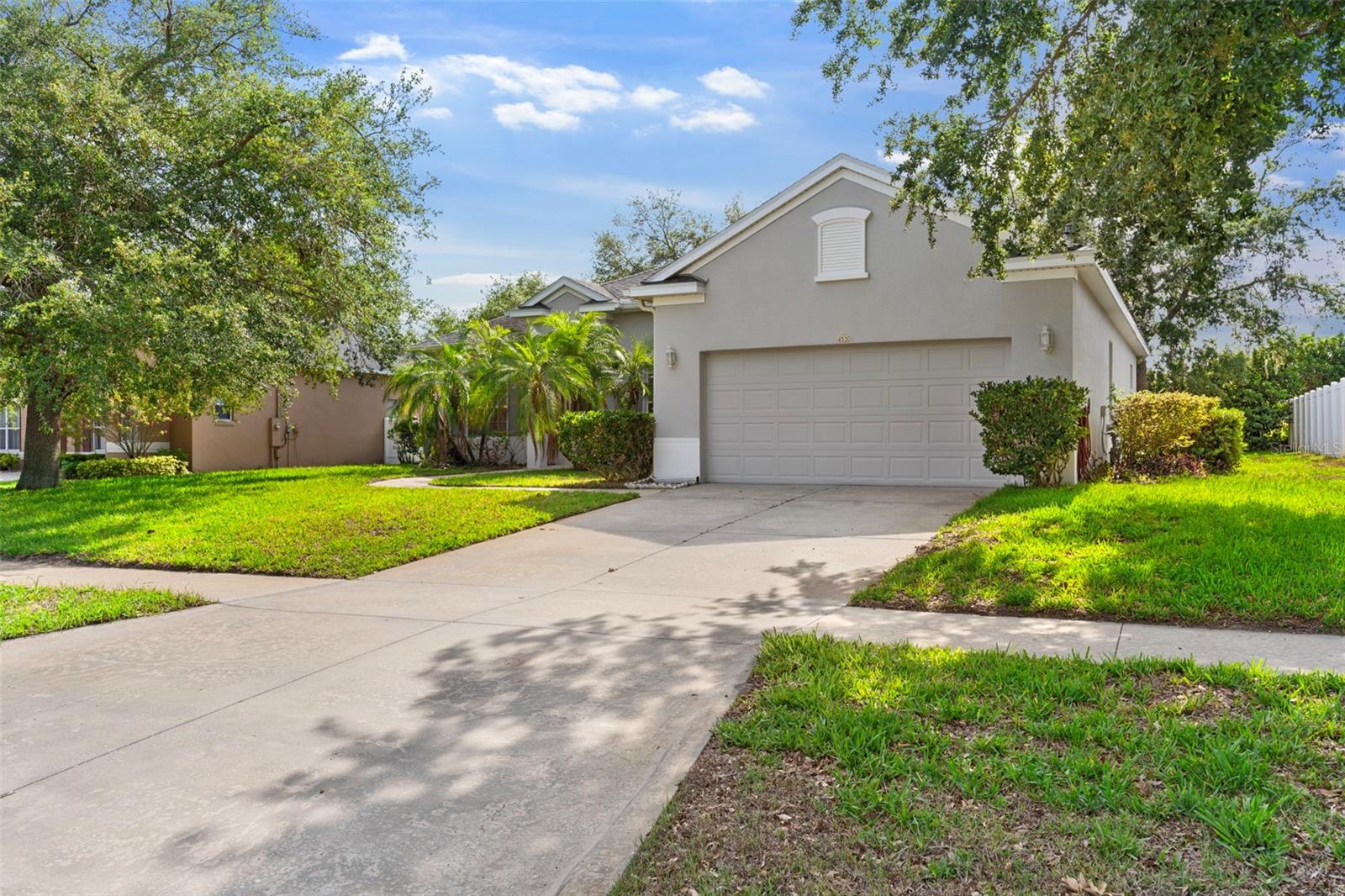 Listing photo id 0 for 4520 Barrister Drive