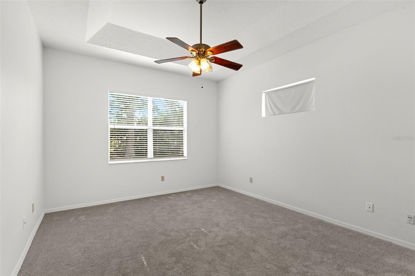 Listing photo id 18 for 4520 Barrister Drive