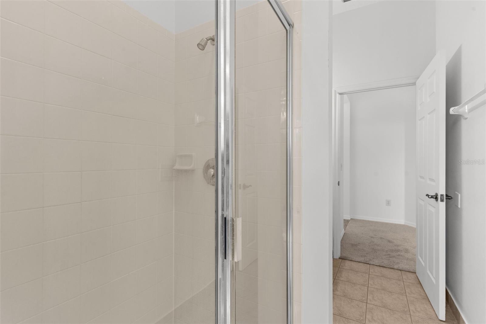 Listing photo id 24 for 4520 Barrister Drive