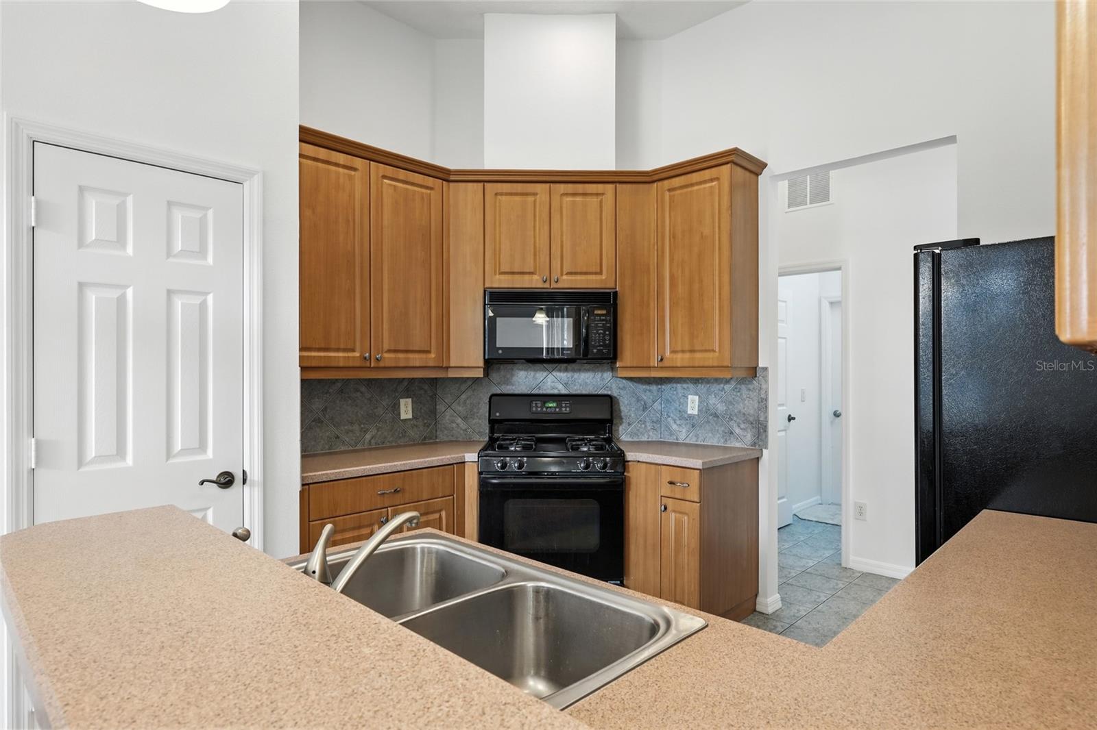 Image 37 of 44 For 4520 Barrister Drive