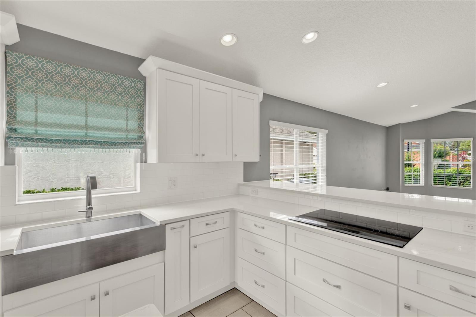 Image 3 of 41 For 2776 Joseph Circle