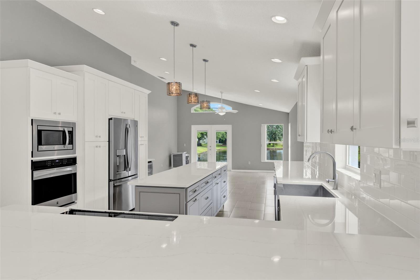 Image 4 of 41 For 2776 Joseph Circle