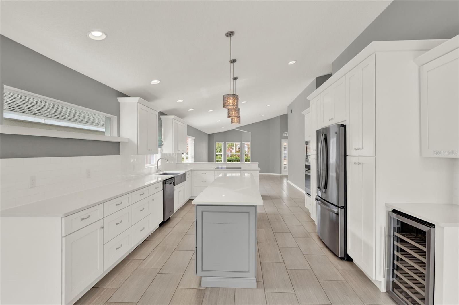 Image 7 of 41 For 2776 Joseph Circle