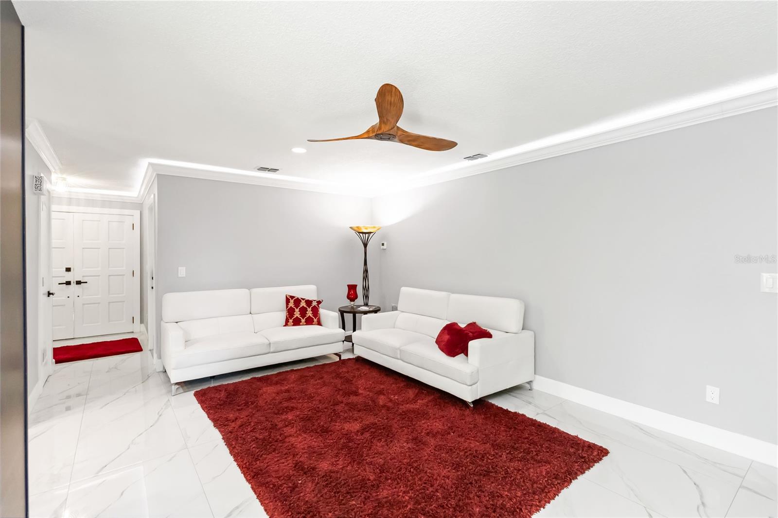 Image 20 of 45 For 226 Selkirk Way