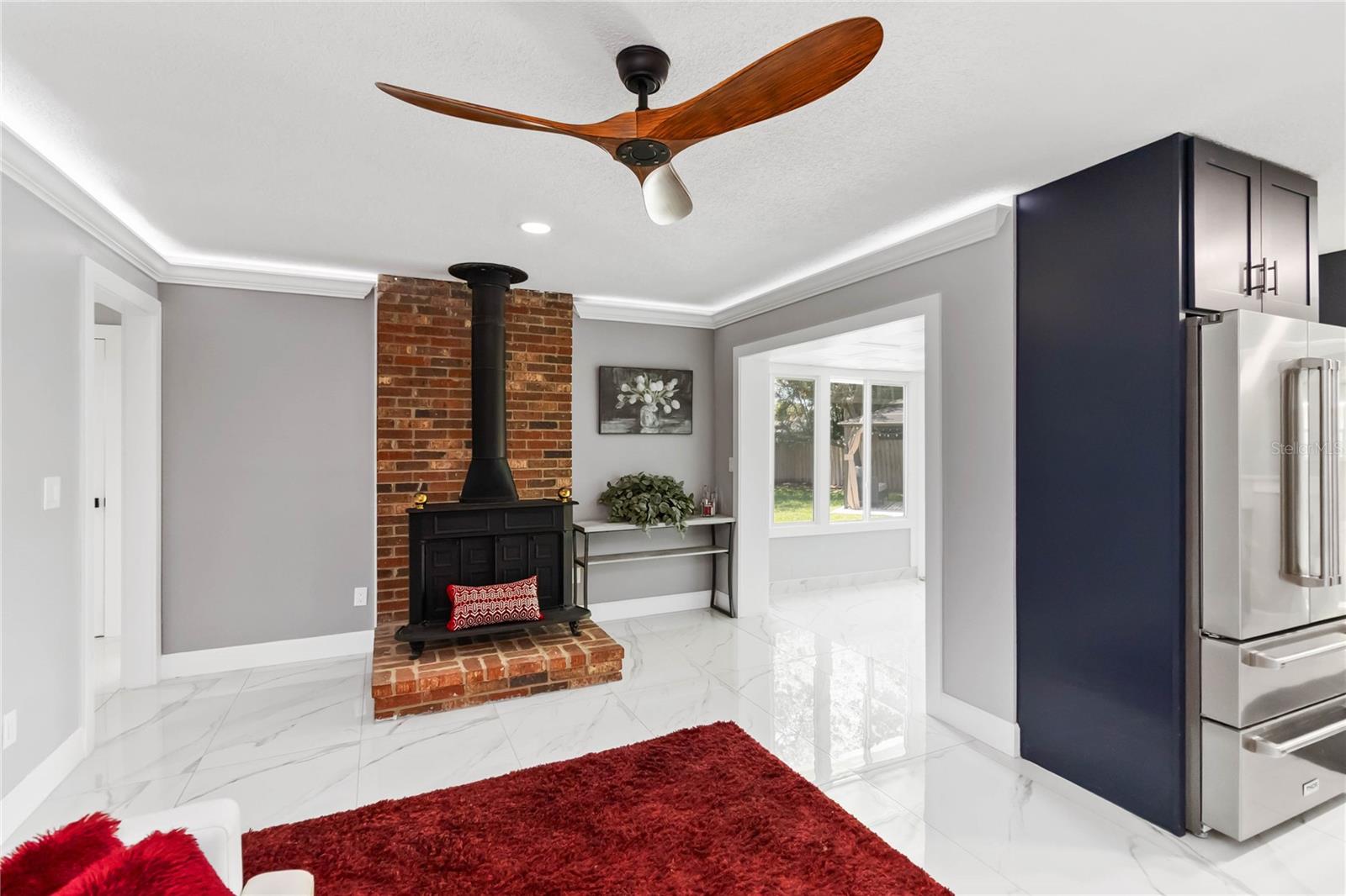 Image 21 of 45 For 226 Selkirk Way