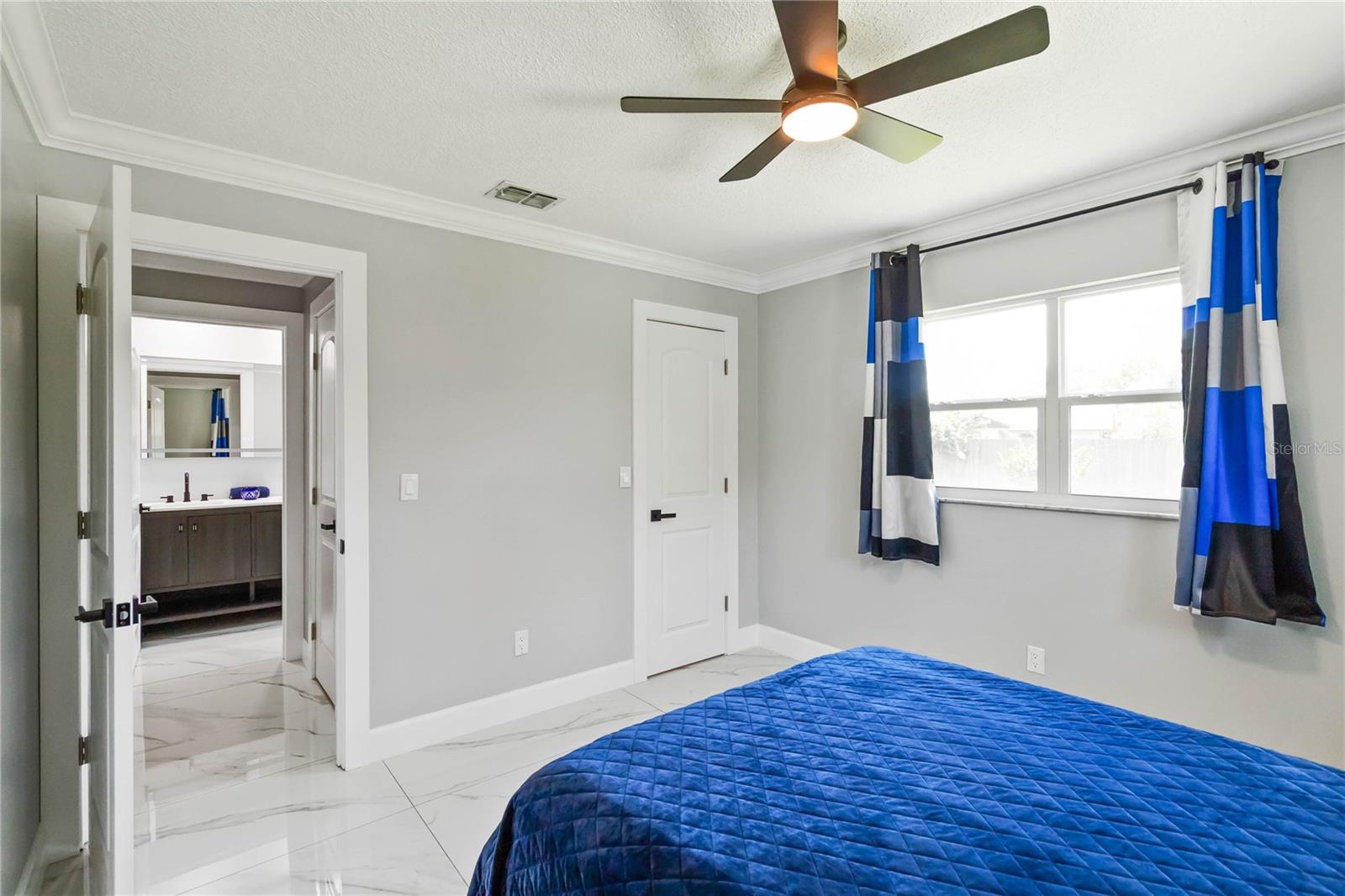 Image 32 of 45 For 226 Selkirk Way