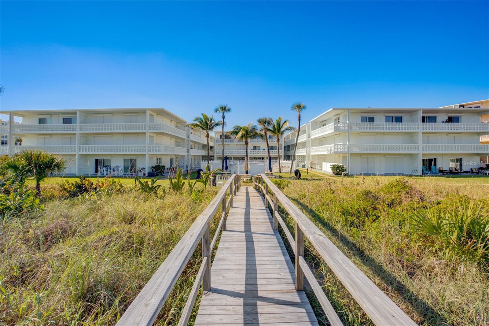 Image 2 of 38 For 4800 Ocean Beach Boulevard 312