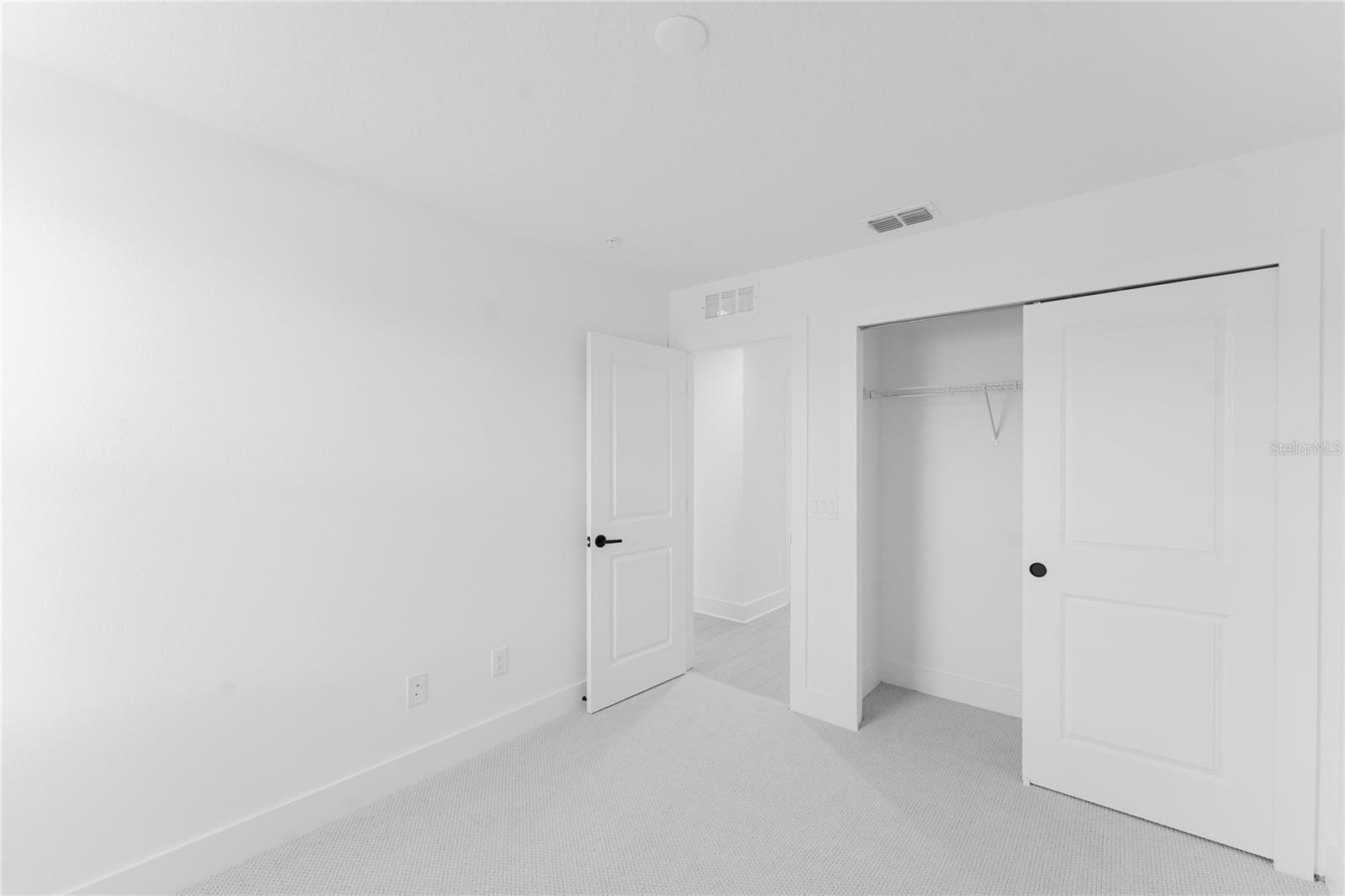 Image 37 of 47 For 1604 Crowncrest Drive
