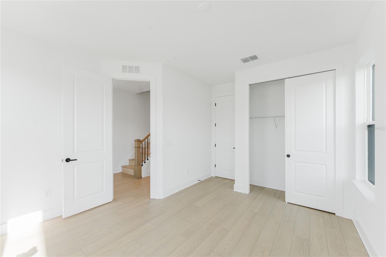 Image 8 of 47 For 1604 Crowncrest Drive